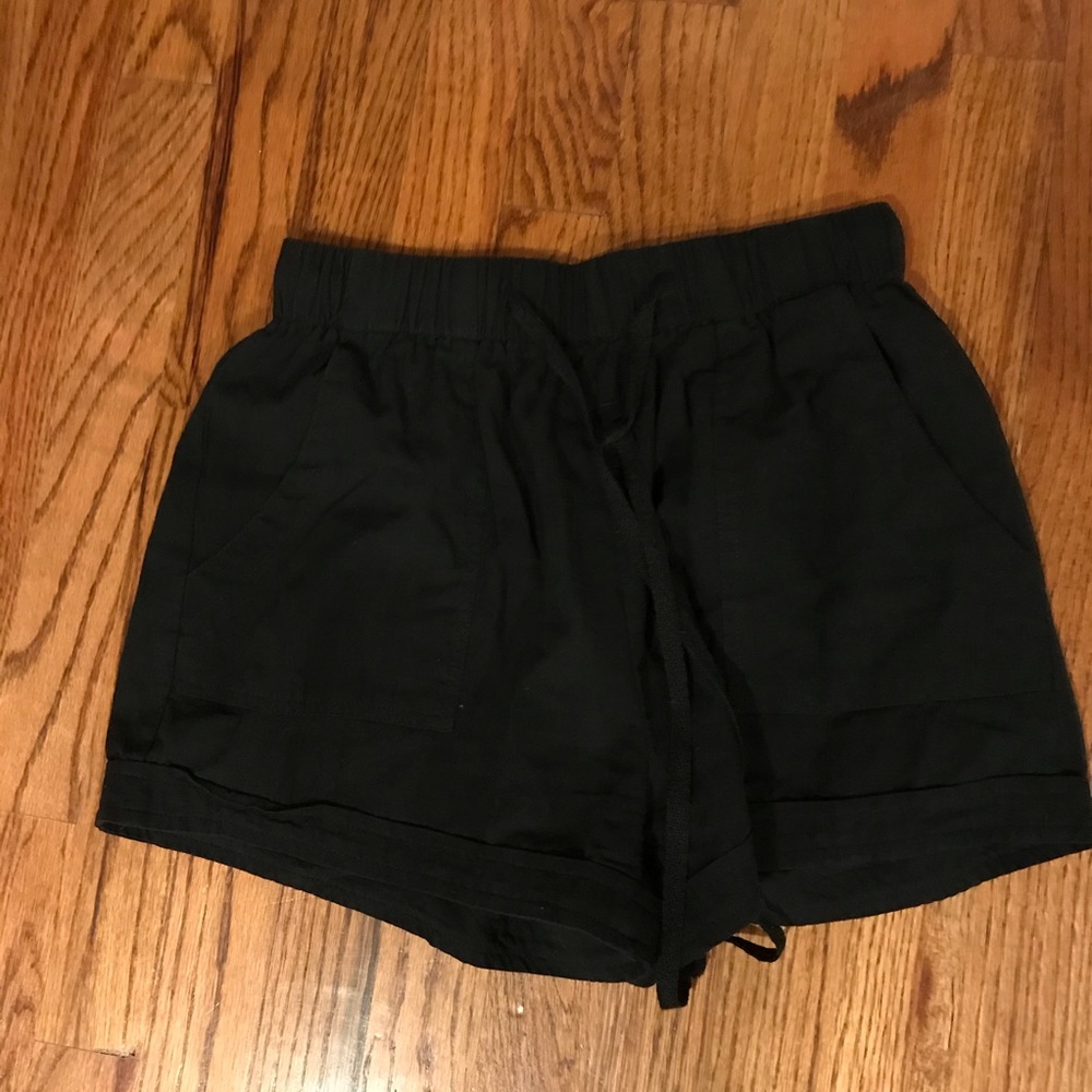 New black shorts drawstring